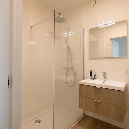 Apartment 'o'sea' - Ultra Modern T9