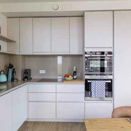 Apartment 'o'sea' - Ultra Modern T9 Ostend